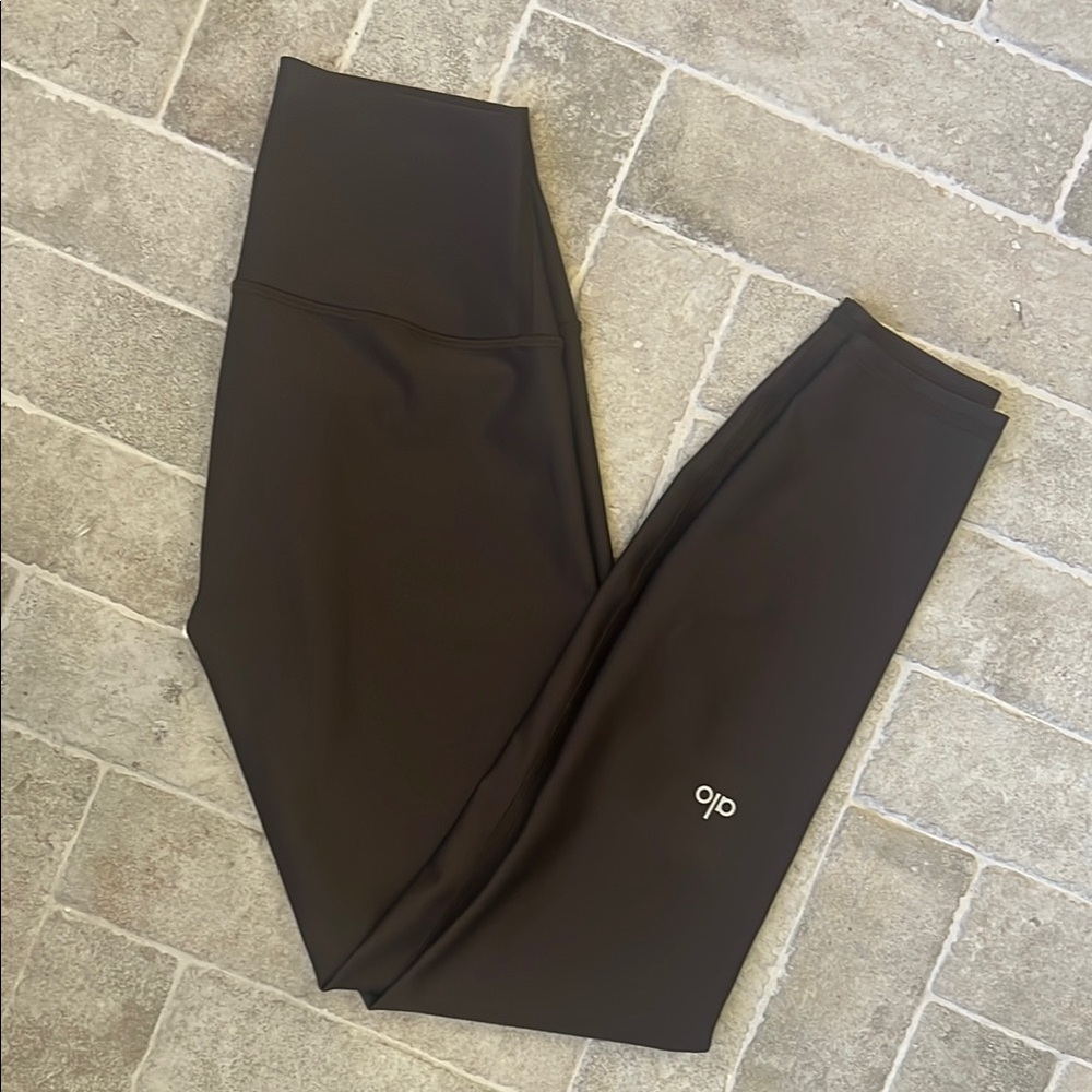 ALO Yoga Espresso Brown Airlift Leggings XS